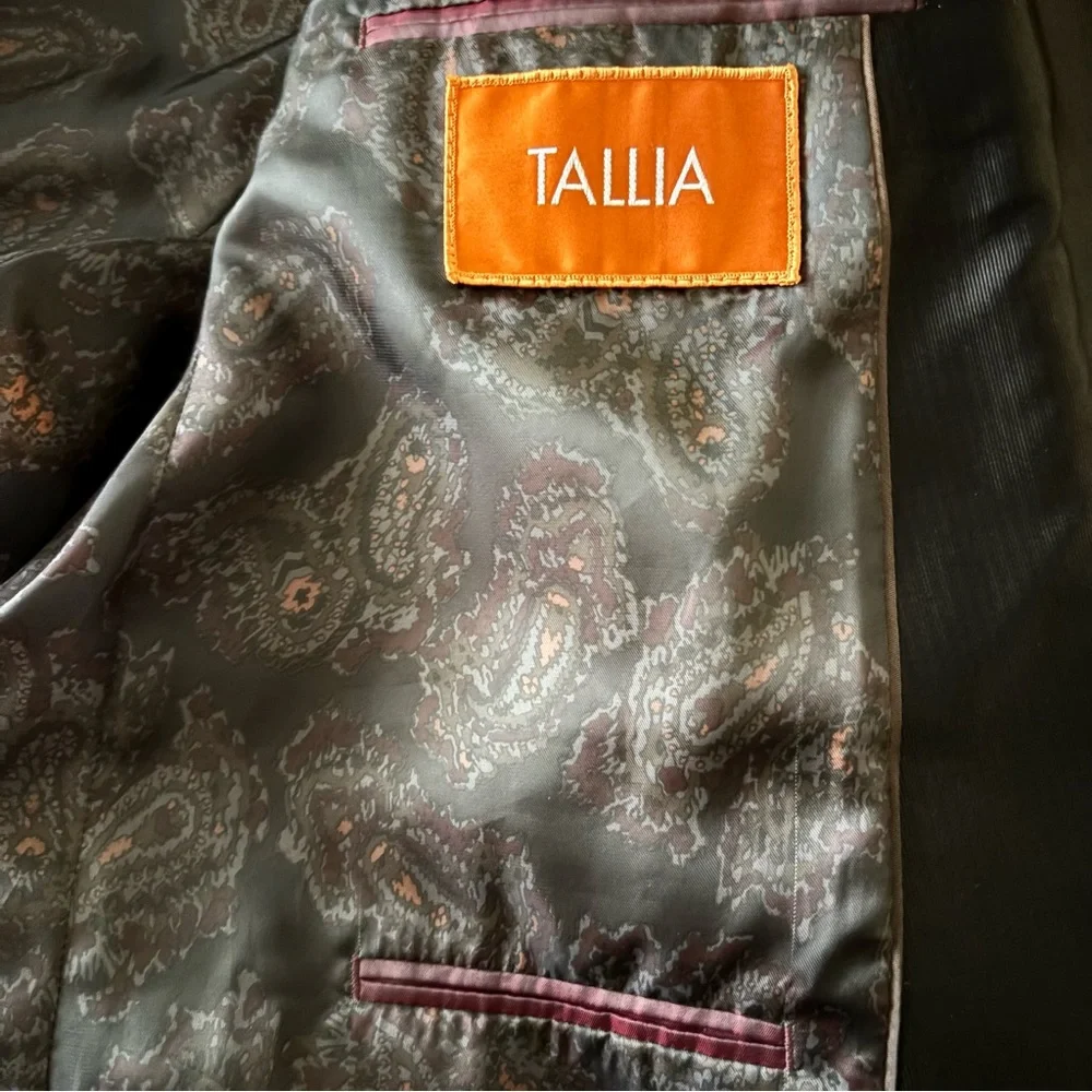 TALLIA 46R‎ Velvet Dinner Jacket Tuxedo Modern Fit Burgundy / Black